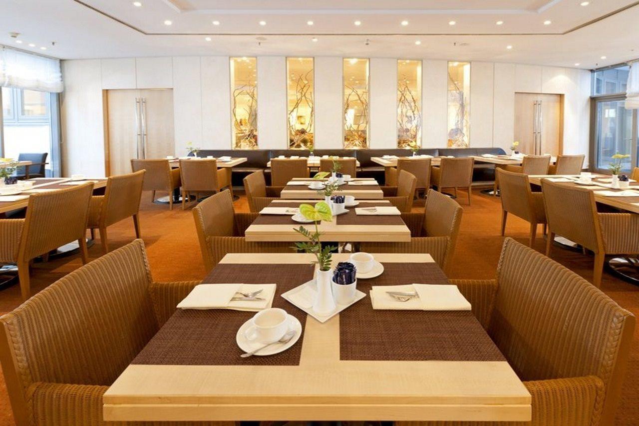 Hotel Dorint An Der Messe Koeln Restaurante foto